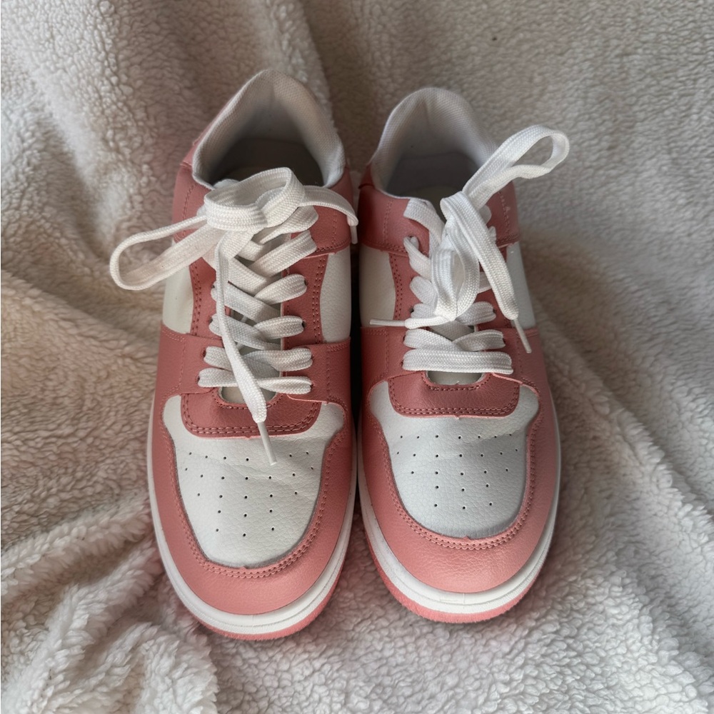 Pink & White Sneakers Platform